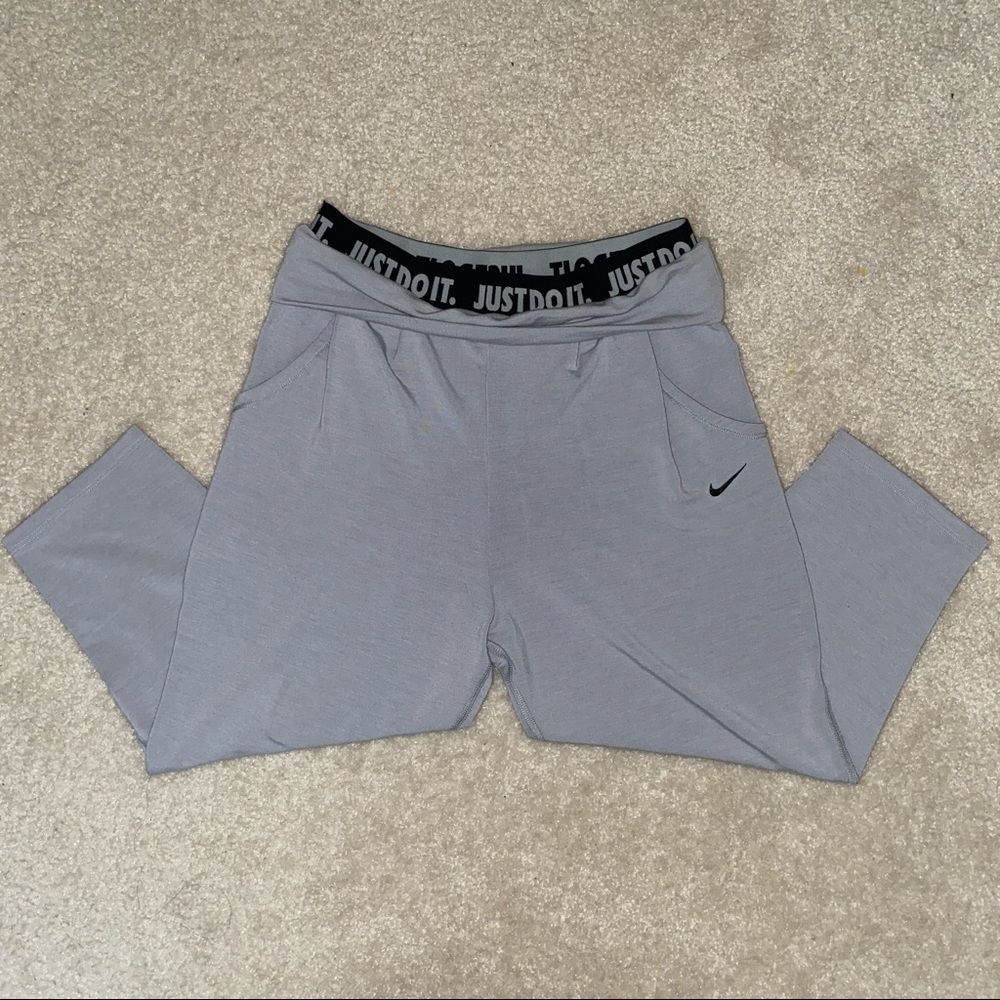 Nike leggings